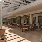 Aparthotel Milies 3*