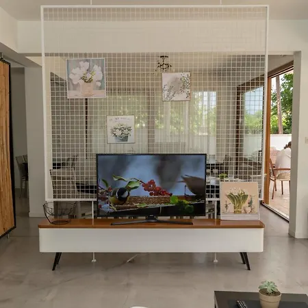 아파트호텔 Milies 3*