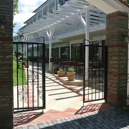 Milies Aparthotel