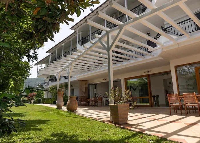 Milies Apartahotel Stavros (Thessaloniki)